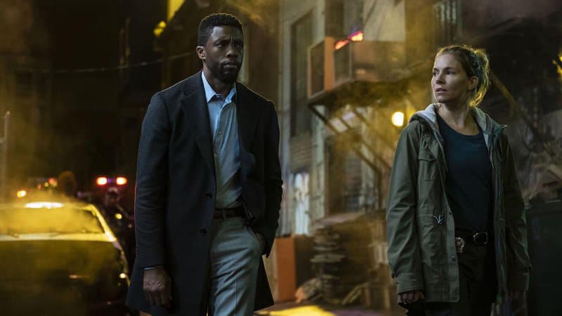 Chadwick-Boseman-et-Sienna-Miller-403632