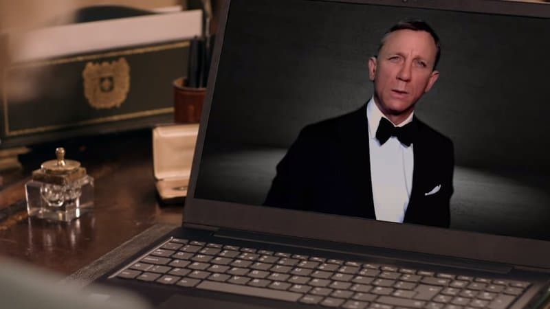 Daniel Craig de retour dans le costume de James Bond pour la bonne cause