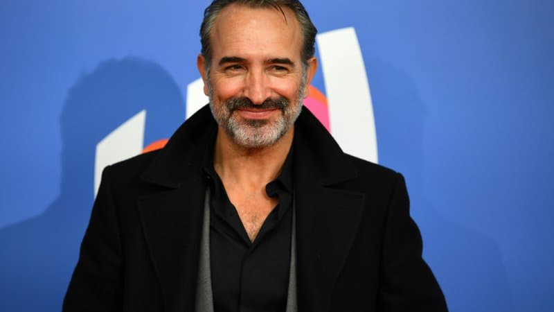 Jean Dujardin célèbre avec humour la réouverture des terrasses