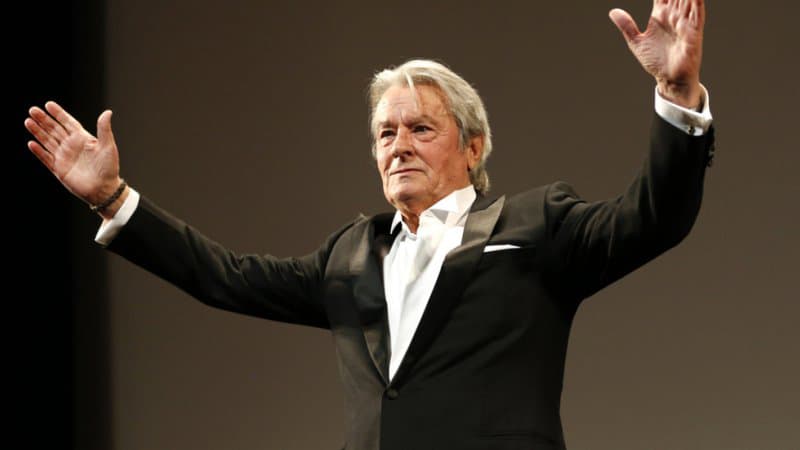 Alain Delon confie vouloir tourner un “dernier film”