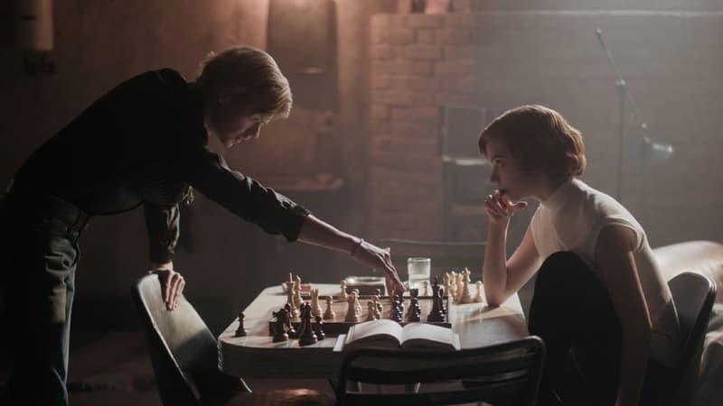 “Le Jeu de la Dame”: Nona Gaprindashvili, championne d’échecs russe, attaque Netflix en justice