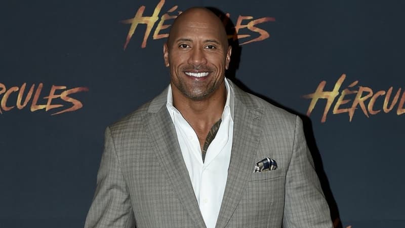 Tir fatal d’Alec Baldwin: Dwayne Johnson promet de bannir les armes réelles de ses productions