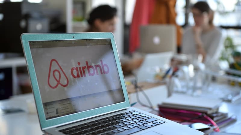 Ouïghours: Airbnb accusé de proposer des locations au Xinjiang sans respecter la loi américaine