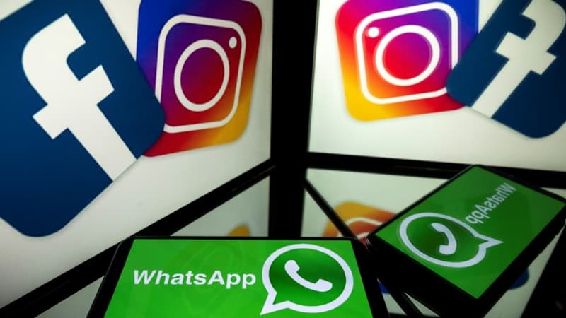 Logos-de-Facebook-Instagram-et-Whatsapp-sur-des-ecrans-le-5-octobre-2020-a-Toulouse-en-France-1140744
