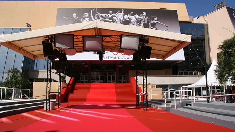 Ukraine: le Festival de Cannes prévoit de ne “pas accueillir” de délégations russes