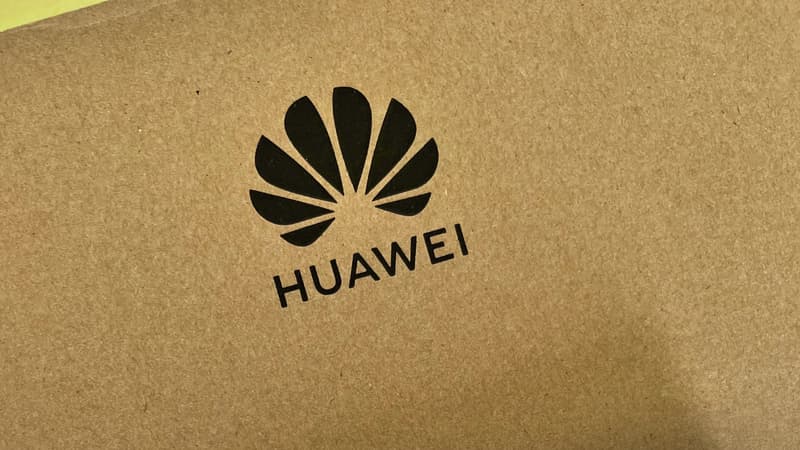 Des députés ont reçu des routeurs Huawei pour équiper leur permanence