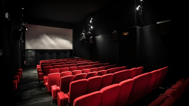 Face à la canicule, des cinémas britanniques offrent des places aux personnes rousses