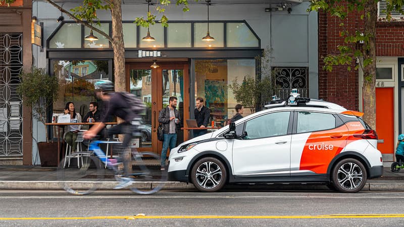 Etats-Unis: à peine déployés, des taxis autonomes tombent en panne et bloquent la circulation