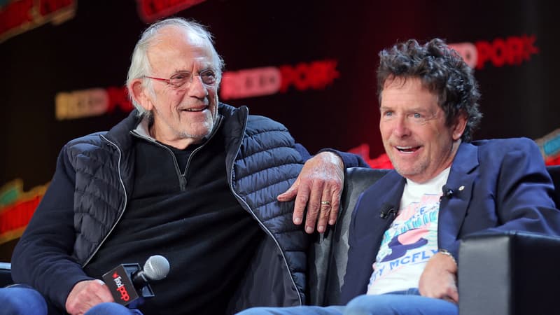 Les retrouvailles de Marty McFly et Doc, héros de “Retour vers le futur”, au Comic Con de New York