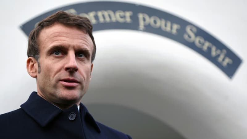 Emmanuel-Macron-lors-d-une-visite-a-l-ecole-de-gendarmerie-de-Longvic-le-25-novembre-2022-1529100