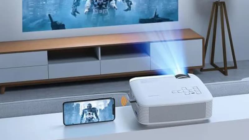 Ce vidéoprojecteur à prix mini est l’allié idéal pour regarder vos films préférés à la maison