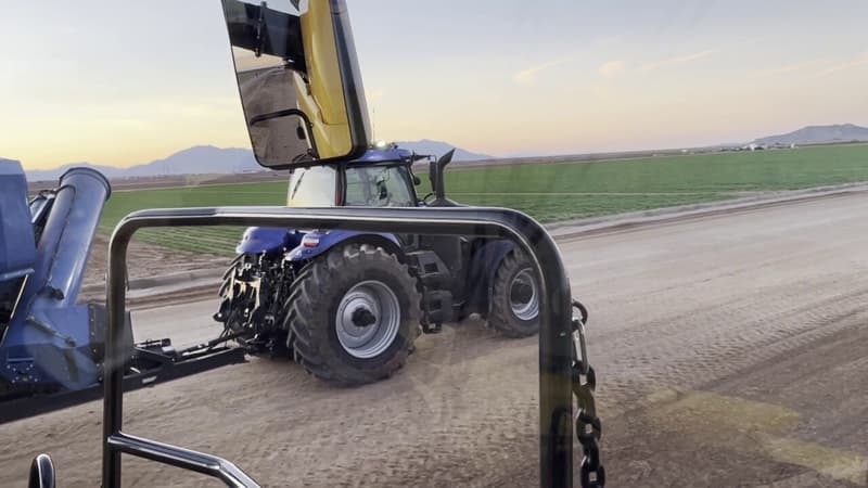 Tracteur-autonome-New-Holland-T7-315-HD-1583357