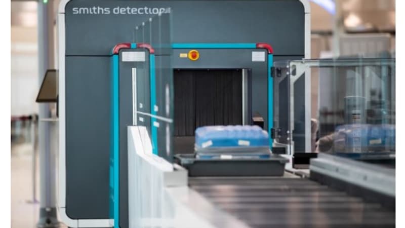 Plus besoin d’ouvrir sa valise: l’aéroport d’Orly expérimente le scan 3D pour les bagages en cabine