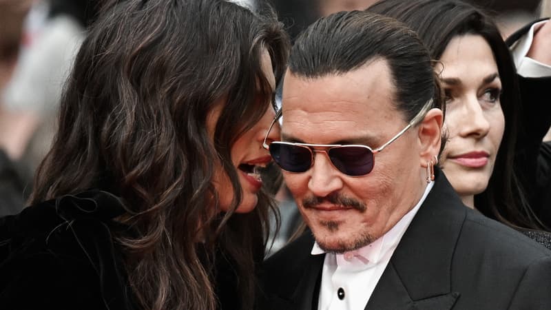 Accolades et autographes pour Johnny Depp, de retour à Cannes