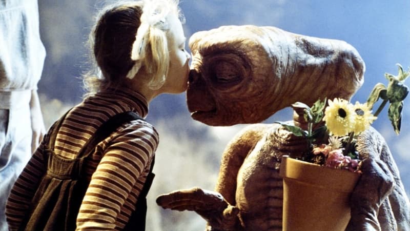 La tête de “E.T.” et le peignoir de “Big Lebowski” aux enchères aux États-Unis