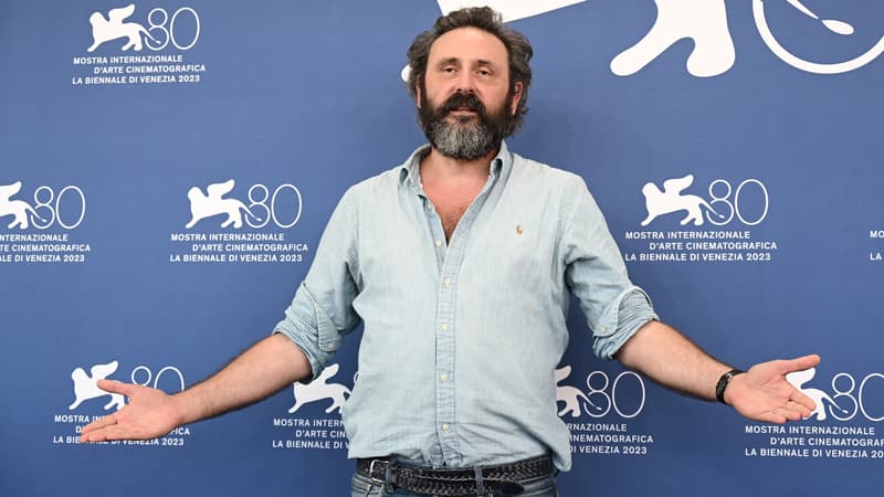 Après le succès de “Yannick”, Quentin Dupieux prépare une comédie sur les coulisses d’un “film nul”