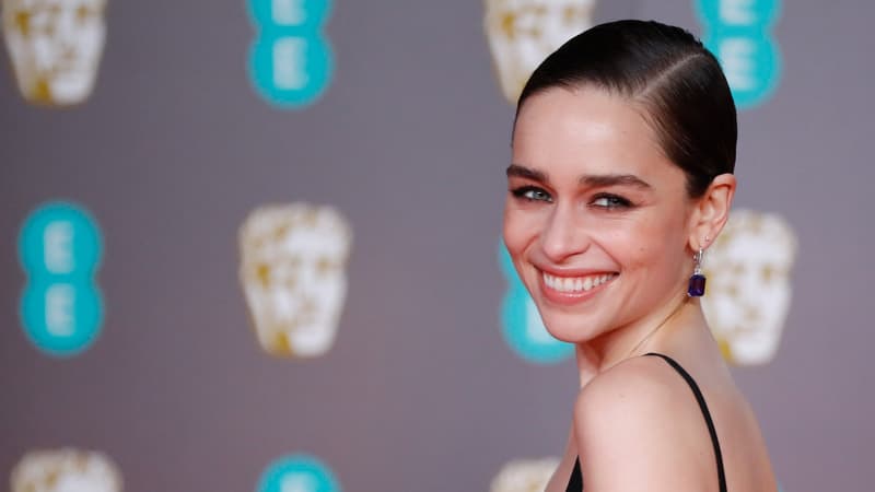 “Vais-je me faire virer?”: Emilia Clarke raconte ses ruptures d’anévrisme pendant le tournage de “Game of Thrones”