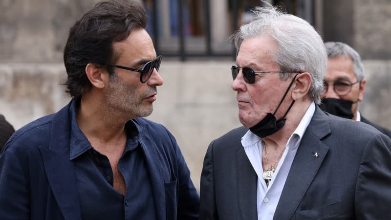 “RIP Papa”: Anthony Delon réagit pour la première fois à la mort de son père