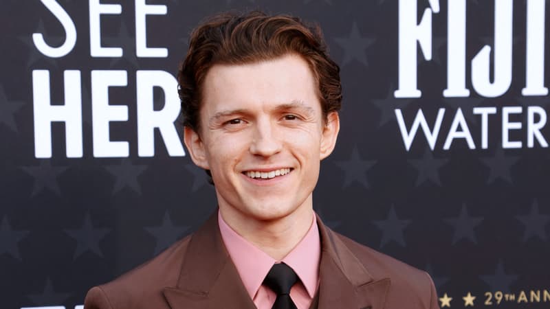 L-acteur-Tom-Holland-en-janvier-2024-aux-Critics-Choice-Awards-1961120