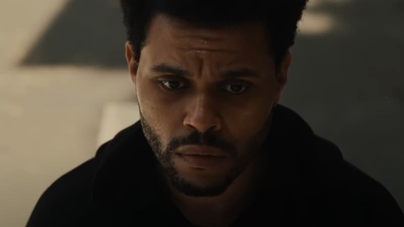 The Weeknd dévoile la bande-annonce de son film “Hurry Up Tomorrow” avec Jenna Ortega et Barry Keoghan