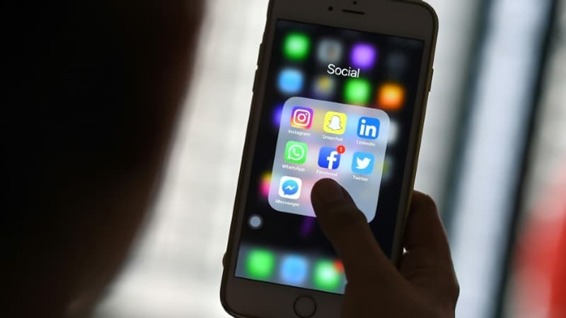 Une-etude-pointe-pour-la-premiere-fois-un-flechissement-de-l-utilisation-des-reseaux-sociaux-par-les-jeunes-adolescents-1720635
