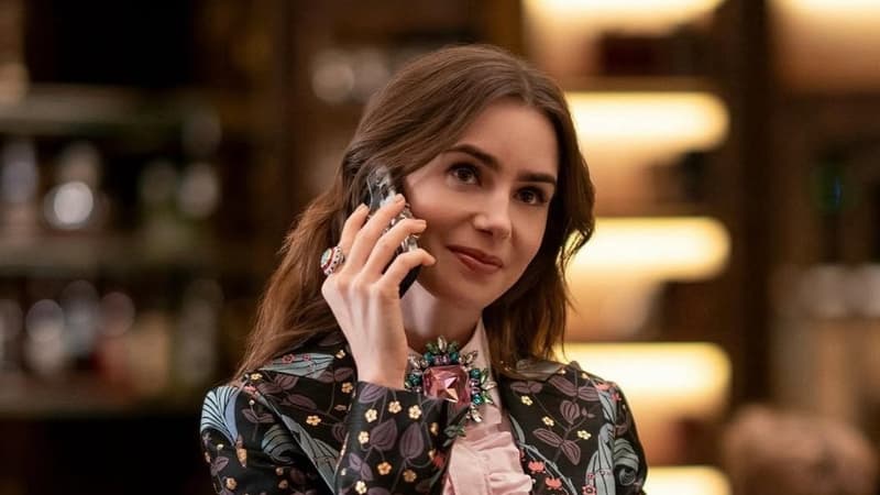 Rome ou Paris? Le créateur d'”Emily in Paris” révèle des éléments de la saison 5