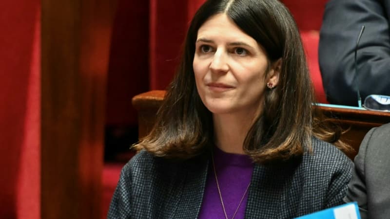 La-ministre-en-charge-du-Numerique-Clara-Chappaz-Clara-Chappaz-a-l-Assemblee-nationale-le-12-fevrier-2025-a-Paris-2068440