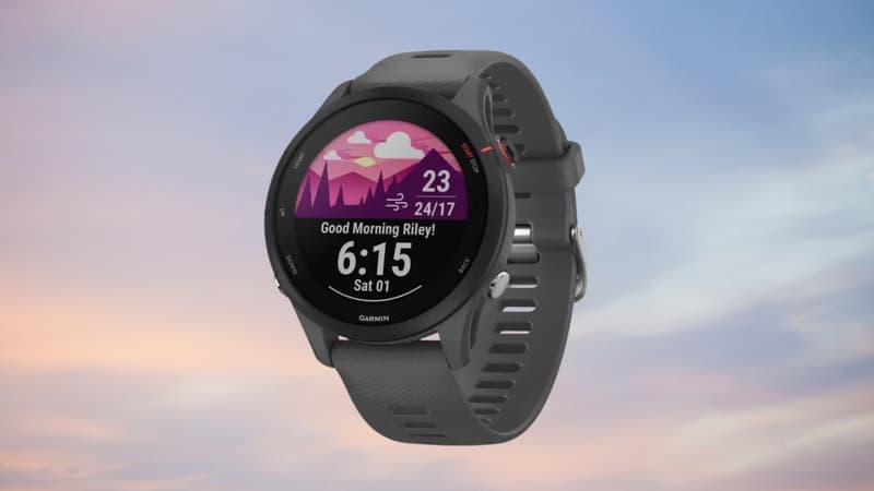 Les-internautes-profitent-de-cette-offre-affichee-sur-cette-montre-Garmin-pour-l-acheter-a-petit-prix-2077205