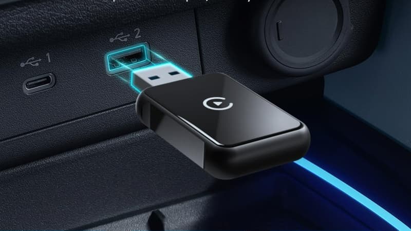 Noté 4,7/5, cet adaptateur Apple CarPlay est idéal pour rendre votre smartphone compatible à votre voiture