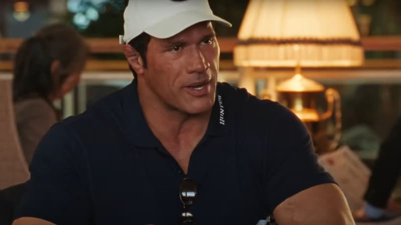 Métamorphose physique, changement de registre… Comment Dwayne Johnson se réinvente dans “The Smashing Machine”