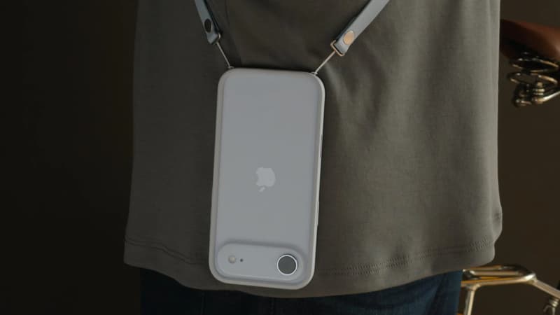 La-nouvelle-bandouliere-d-Apple-2135159