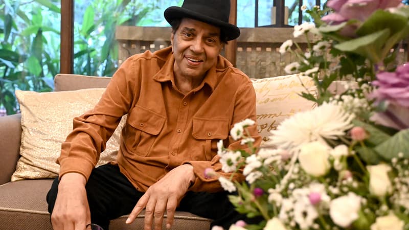 L-acteur-Dharmendra-fete-ses-88-ans-a-Bombay-le-8-decembre-2023-2188227
