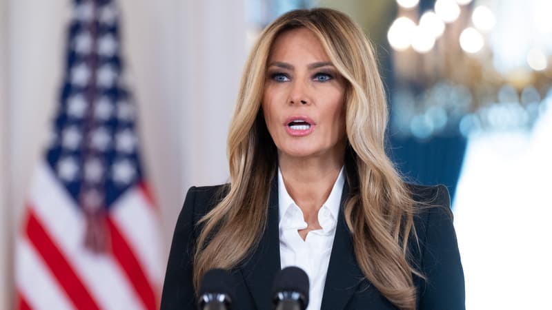 La-Premiere-dame-americaine-Melania-Trump-lors-d-une-prise-de-parole-a-Washington-le-10-octobre-2025-2152918