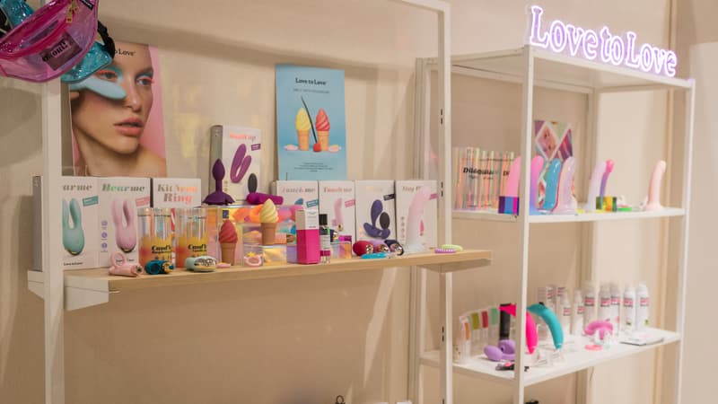 “Je veux laisser le contrôle”: les sextoys connectés, une tendance, plus si nouvelle, qui commence à prendre