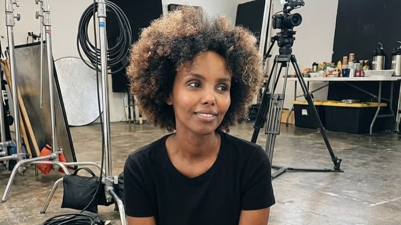 L-artiste-IA-Sienna-Rose-2234392