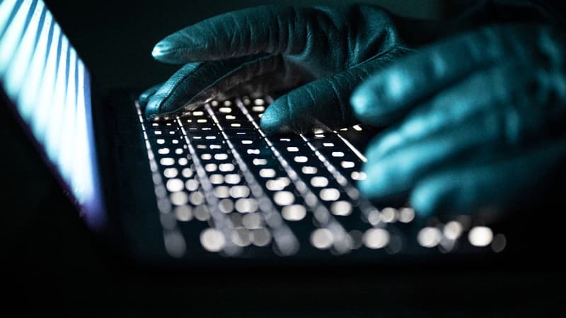 Du “contenu pédopornographique en deux clics sur n’importe quel réseau social”: loin du dark web, comment des milliers de sites illégaux se cachent en pleine lumière