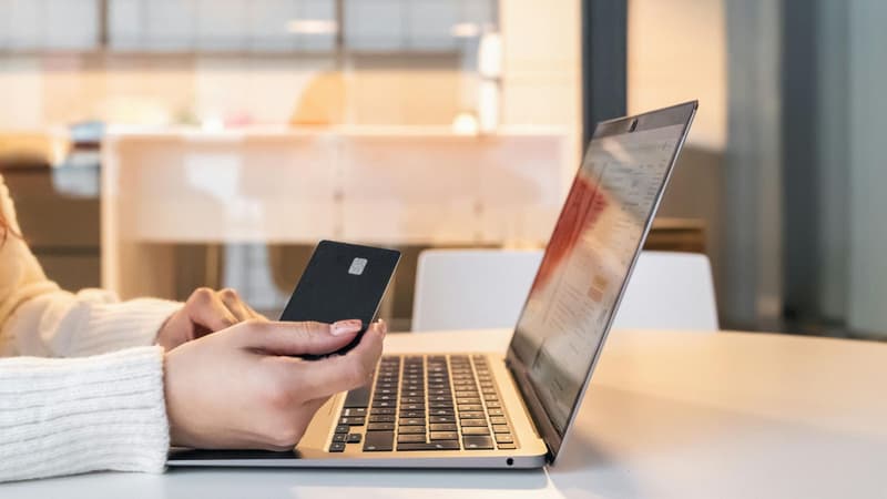 Vous oubliez d’épargner ? Cette banque en ligne a sûrement la solution pour vous