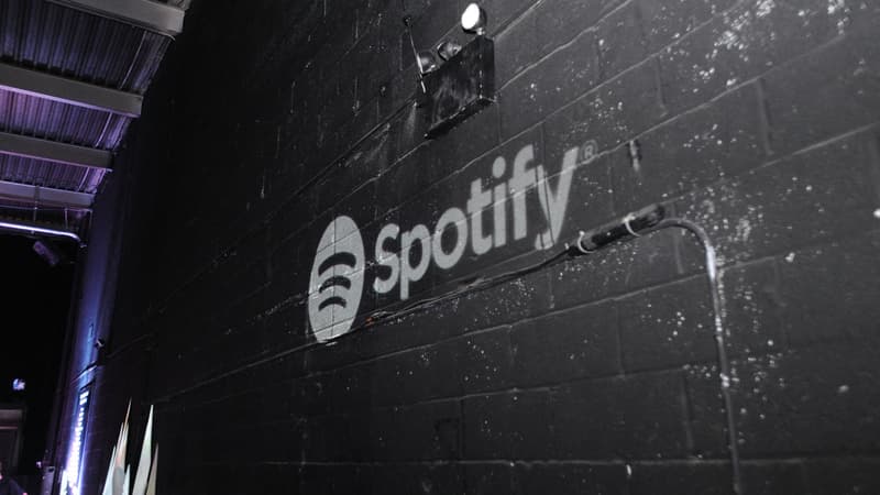 “Nous avons dû trouver notre voie pour y arriver”: Spotify défend sa nouvelle fonction payante qui permettra de créer des milliers de remixes à partir d’un morceau grâce à l’IA