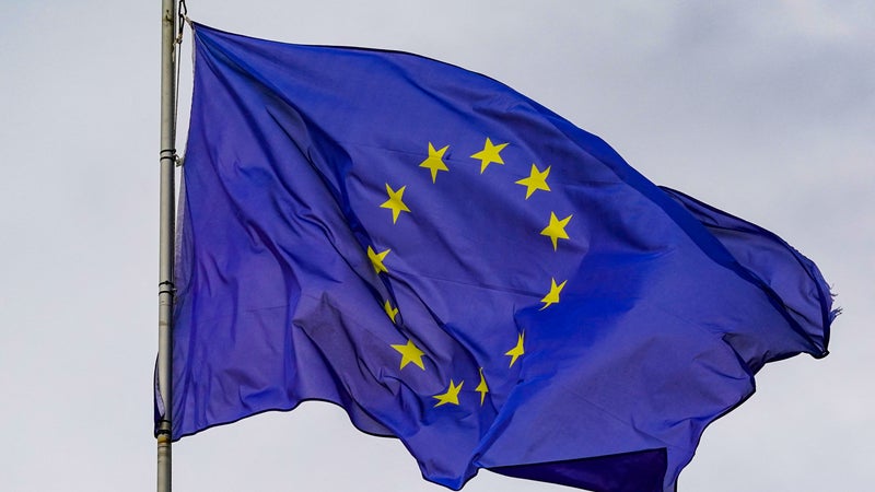 Drapeau-Union-europeenne-2185567-1
